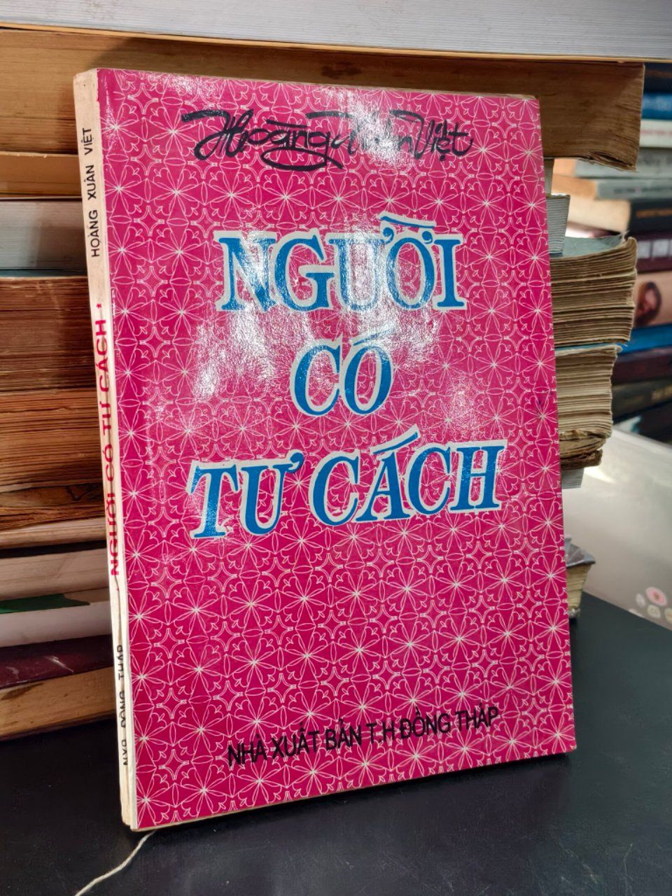  Người có tư cách - Hoàng Xuân Việt 