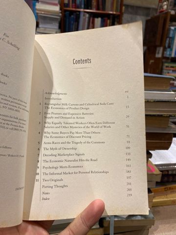  The Economic Naturalist - Robert H. Frank 