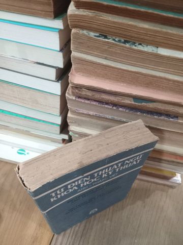  Từ điển thuật ngữ khoa học kỹ thuật (Anh-Pháp-Việt) 