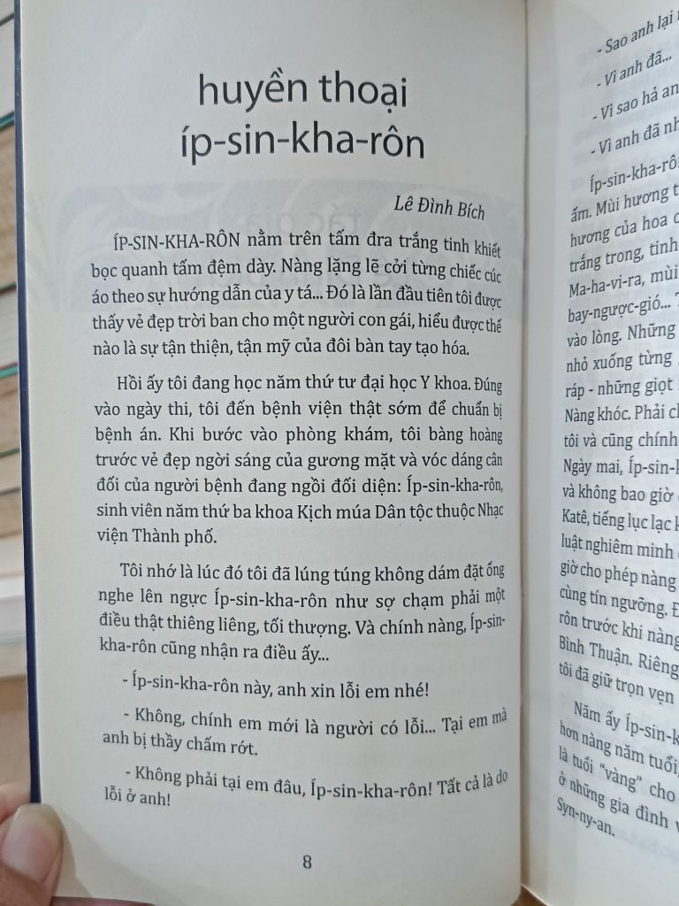  Hoa Văn - Lê Đình Bích, Lê Hồng Ân 