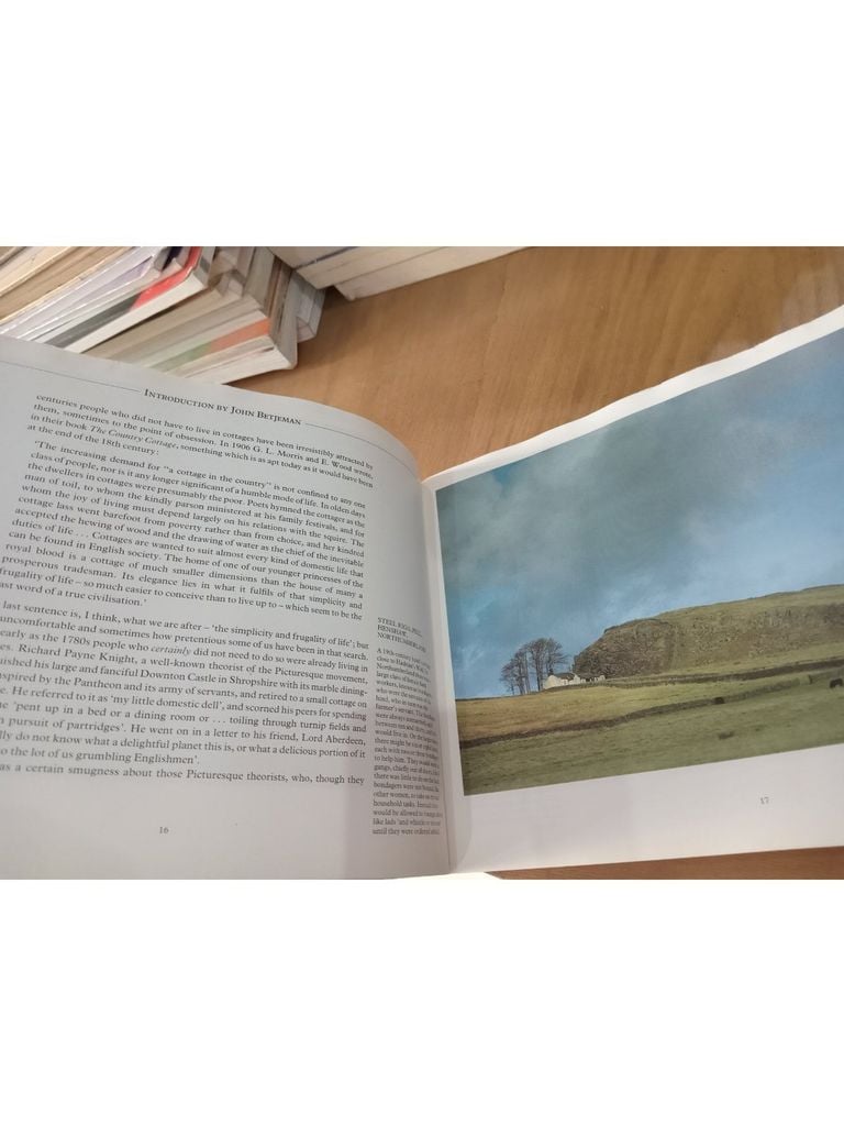  English Cottages - Tony Evans And Candida Lycett Green 
