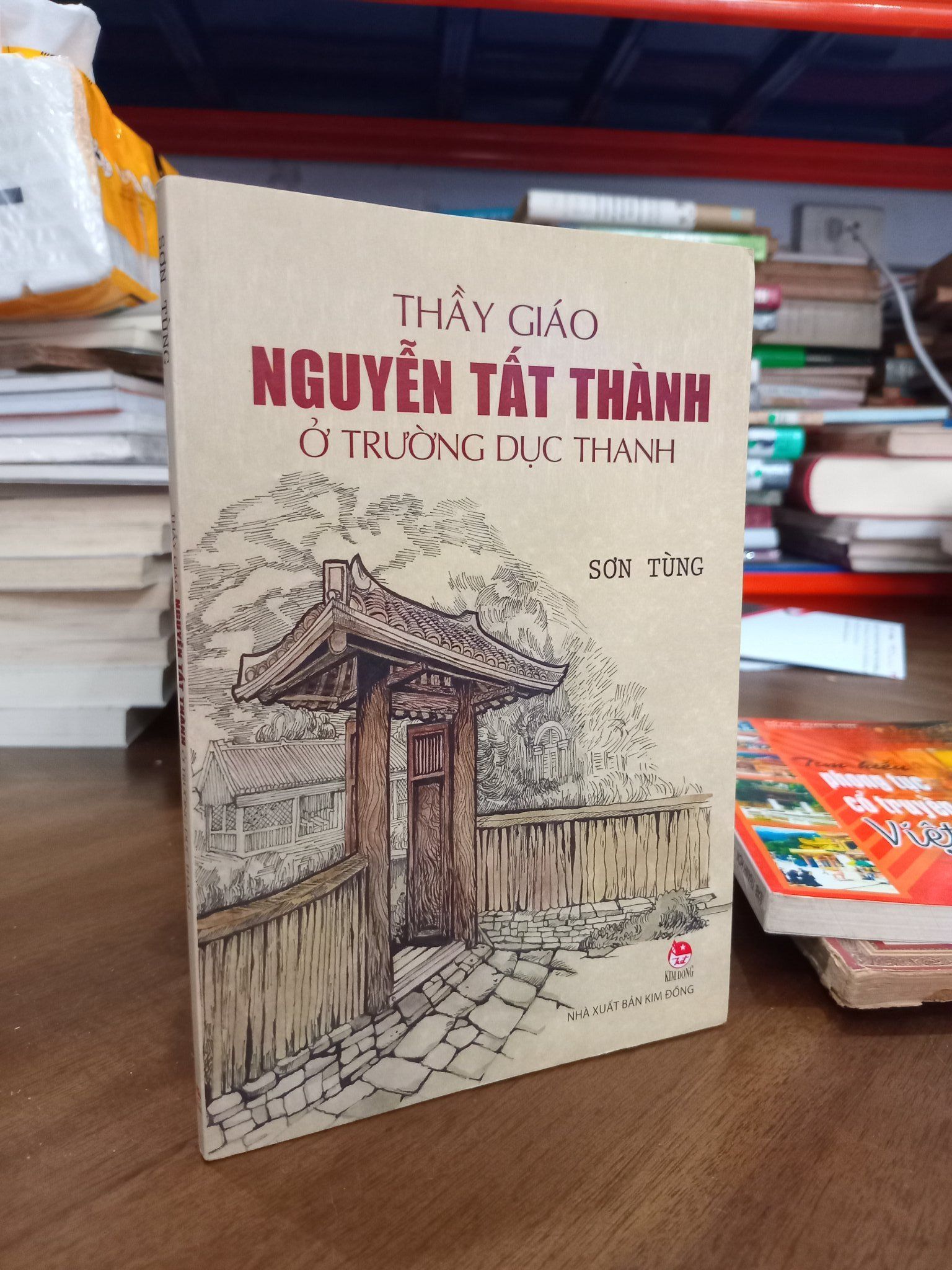 Thầy giáo Nguyễn Tất Thành ở trường Dục Thanh - Sơn Tùng 