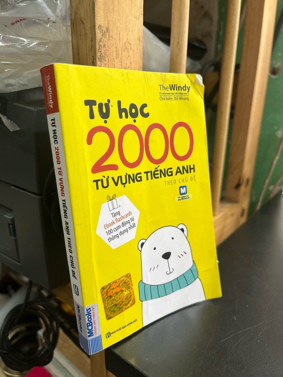  Tự học 2000 từ vựng tiếng anh theo chủ đề (Khổ mini) - The Windy 