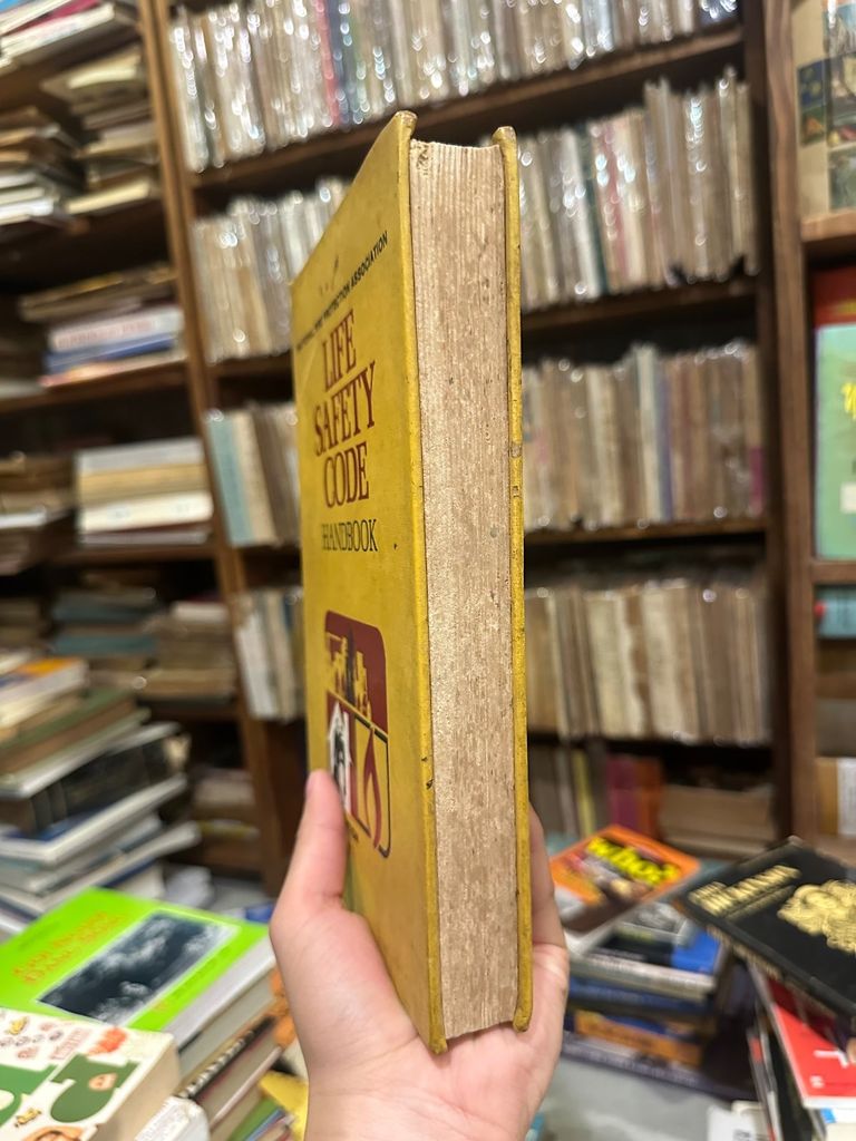  Life Safety Code Handbook 