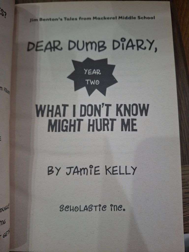  Dear Dumb Diary, Year Two – Jim Benton 