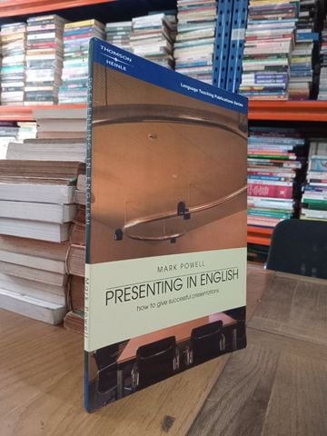  Presenting In English - Mark Powell 
