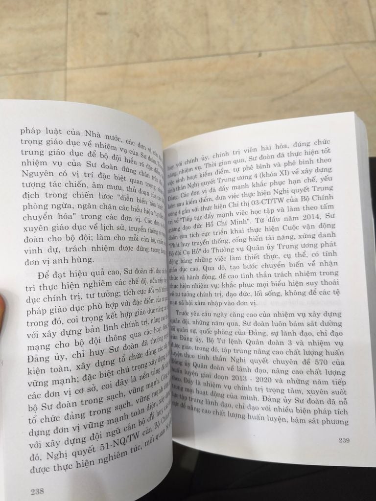  65 Năm Chiến Công Và Nghĩa Tình (Tập 2) 
