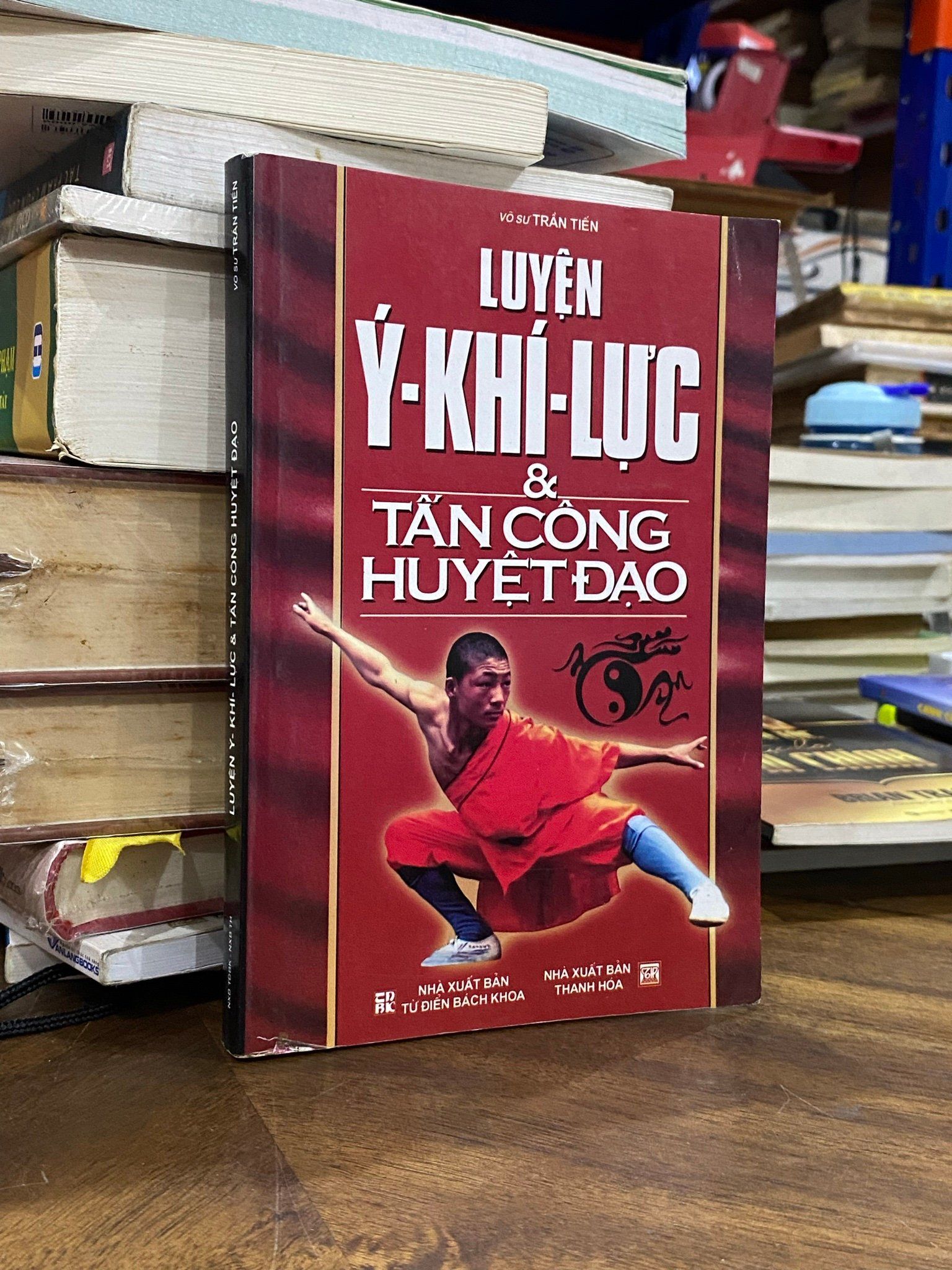  Luyện Ý - Khí - Lực & tấn công huyệt đạo - Võ sư Trần Tiến 