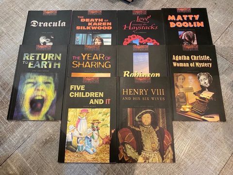  Series OXFORD BOOKWORM LIBRARY : Stage 2 (Sách luyện đọc tiếng Anh) 