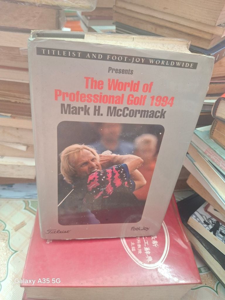  The World Of Professional Golf 1994 - Mark H. Mccormack 