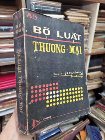  Bộ Luật Thương Mại - Nhóm Luật Gia Công Lý 