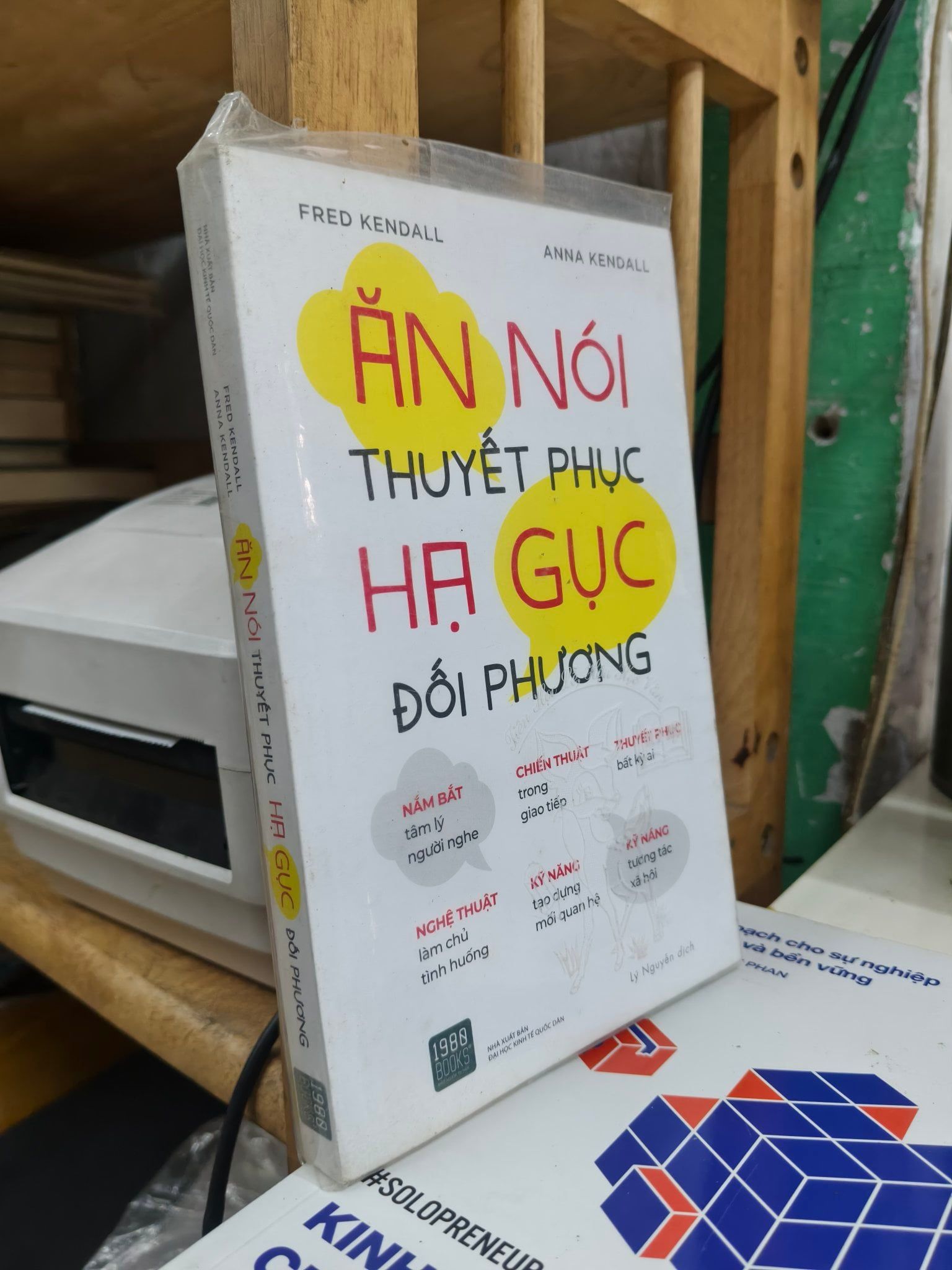  Ăn Nói Thuyết Phục Hạ Gục Đối Phương - Fred & Anna Kendall 
