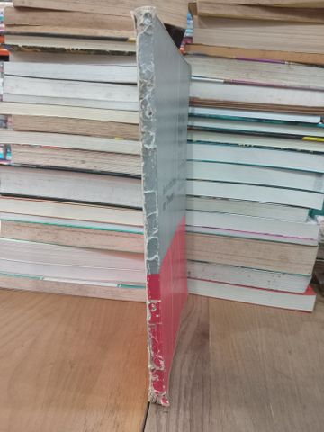  Rekonstruktion von Theatern 