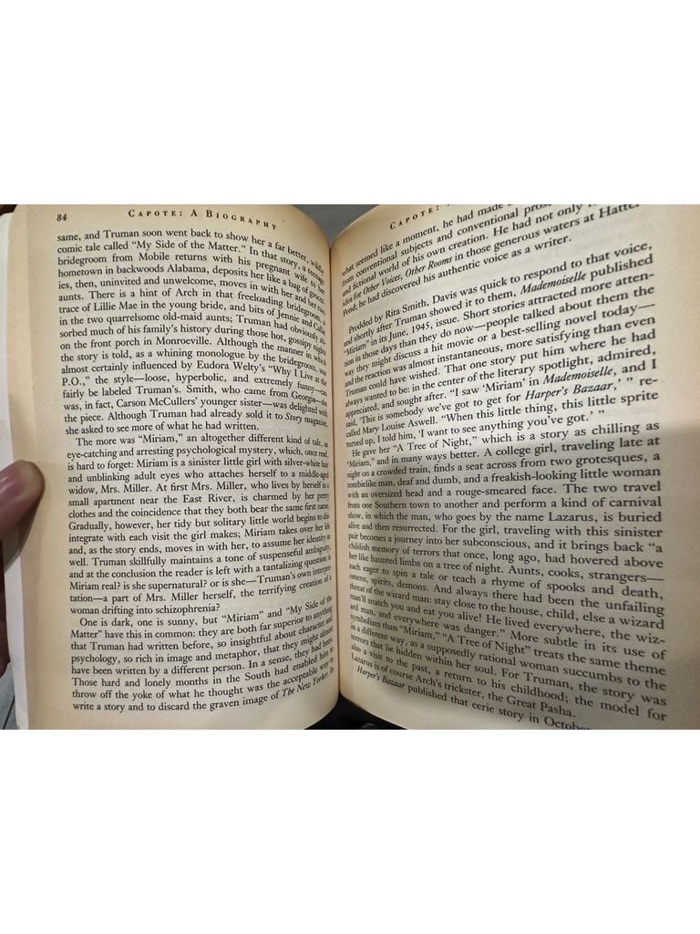  Capote: A Biography - Gerald Clarke 