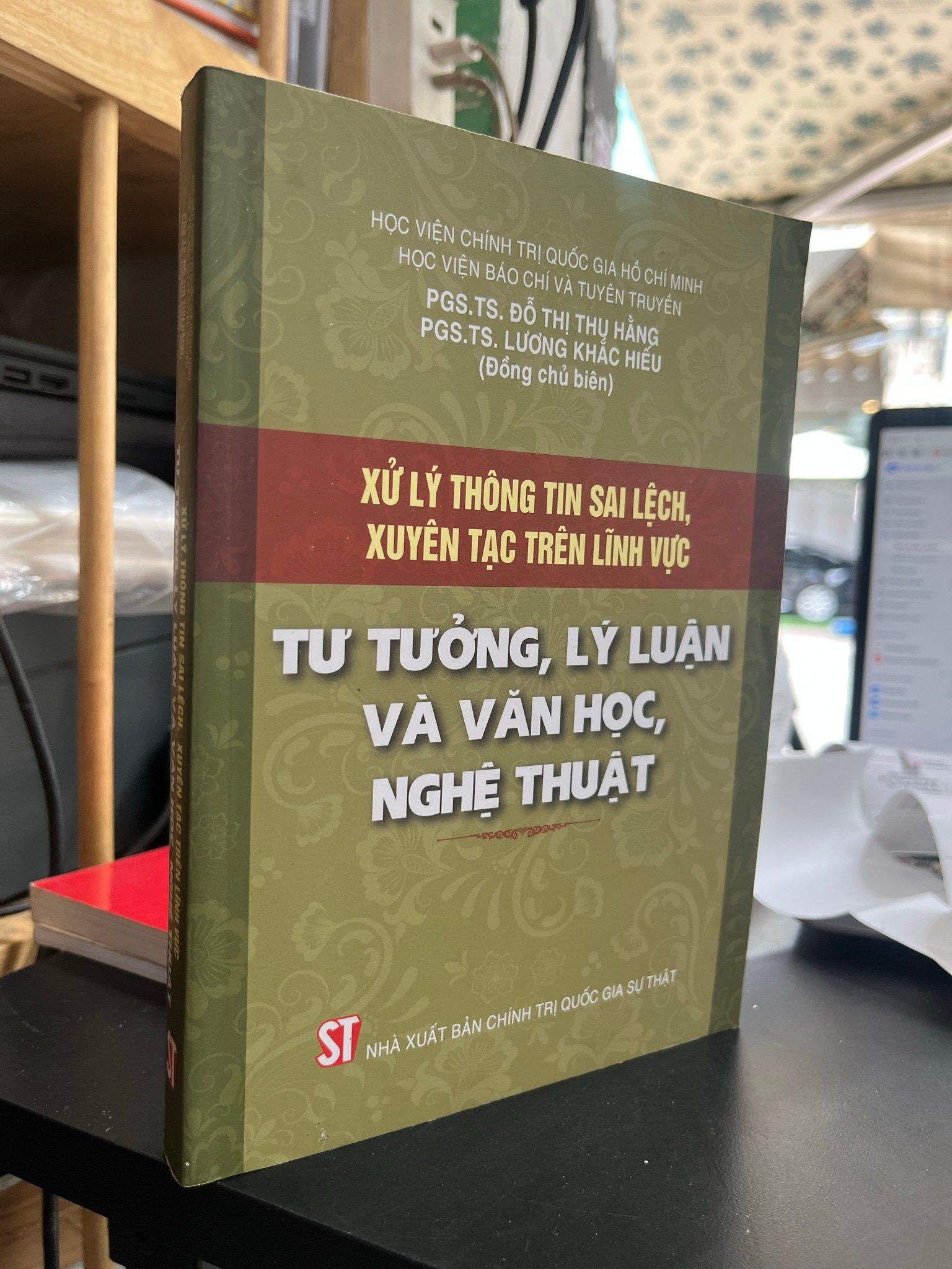  Xử lý thông tin sai lệch, xuyên tạc trên lĩnh vực: Tư tưởng, Lý luận và Văn học, Nghệ Thuật - PGS.TS. Đỗ Thị Thu Hằng 