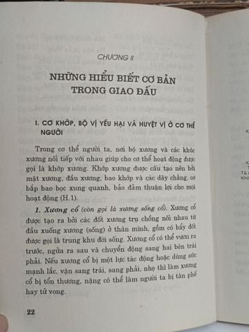  Võ thuật tự vệ thực dụng (Bộ 2 tập) - Vương Vệ Đông (Kim Dao dịch) 
