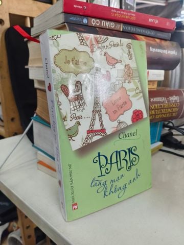  Paris Lãng Mạn Không Anh - Chanel 