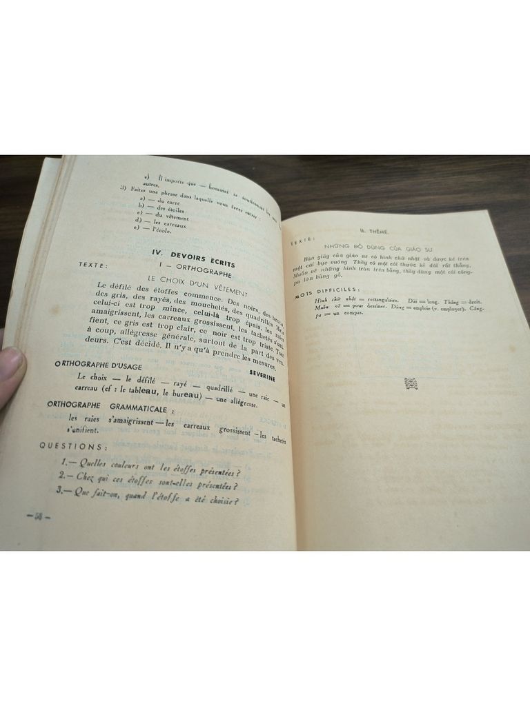  Pháp Văn Toàn Thư Lớp Đệ Tam Khoa Học (Ngoại Ngữ 2) - Tô Đáng, Hoàng Ngọc Anh 