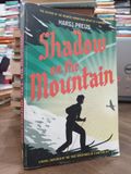  Shadow on the mountain - Margi Preus 