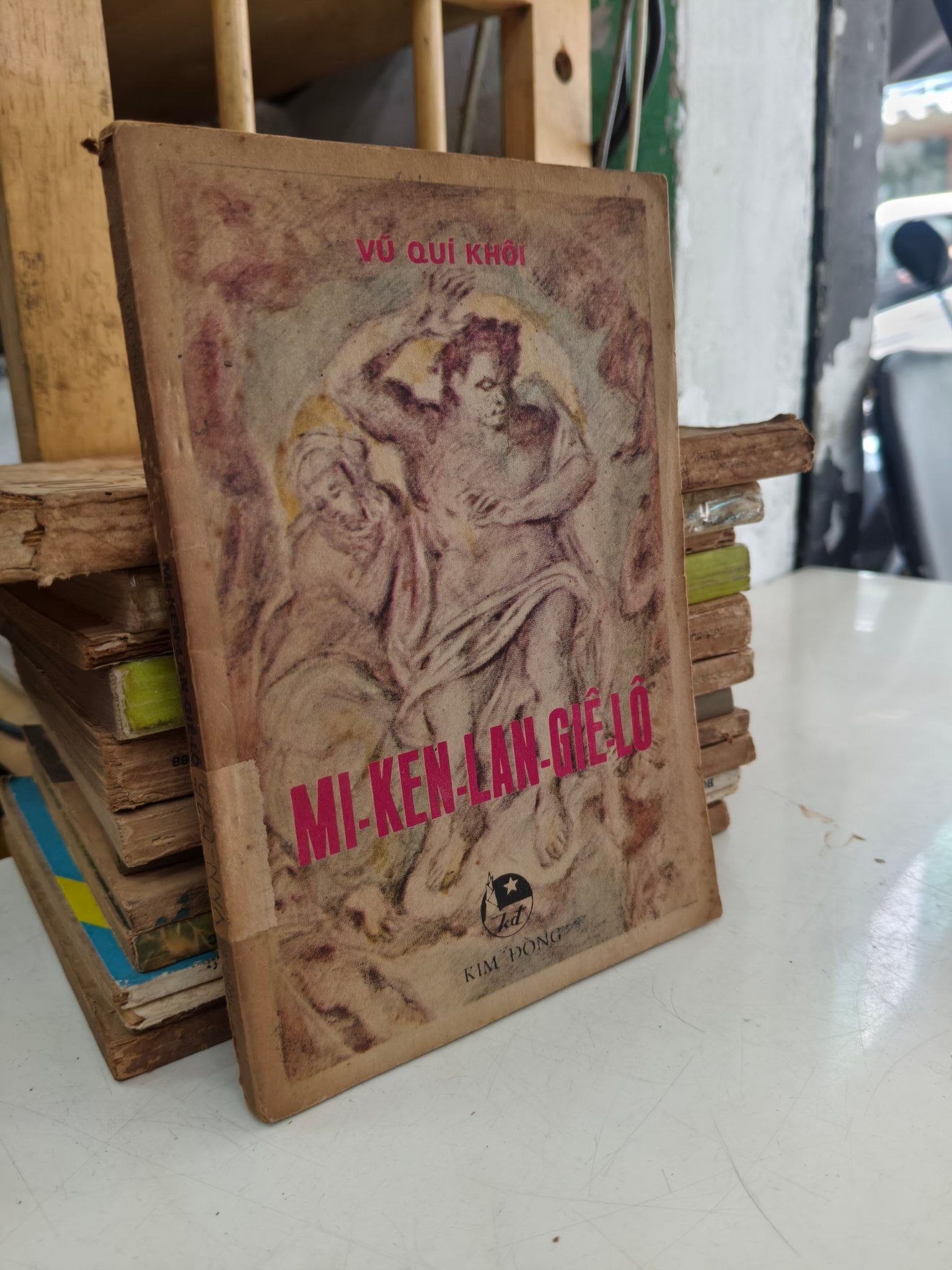  Mi-Ken-Lan-Giê-Lô - Vũ Quí Khôi 