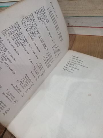 Series Longman Structural Readers: Stage 3 (Sách Luyện Đọc Tiếng Anh)
