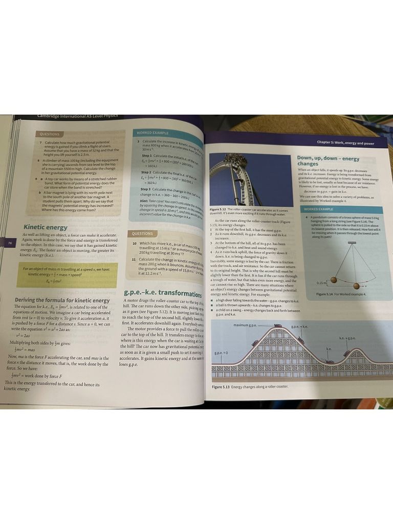  Cambridge International As And A Level Physics Coursebook - Gurinder Sang, Graham Jones And Richard Woodside 