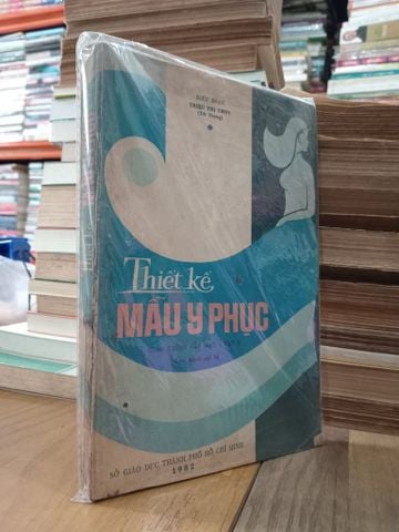 Thiết Kế Mẫu Y Phục - Triệu Thị Chơi