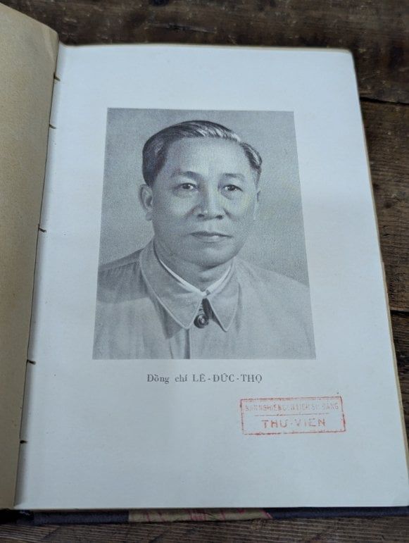  Một Số Vấn Đề Về Xây Dựng Đảng trong Giai Đoạn Cách Mạng Xã Hội Chủ Nghĩa và Chống Mỹ Cứu Nước - Lê Đức Thọ 
