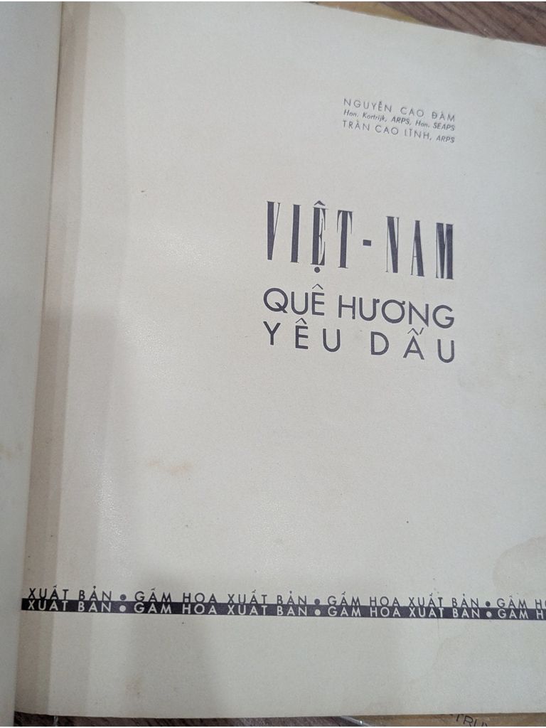  Việt Nam Quê Hương Yêu Dấu - Nguyễn Cao Đàm, Trần Cao Lĩnh 