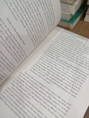  Charmed thirds - Megan McCafferty 