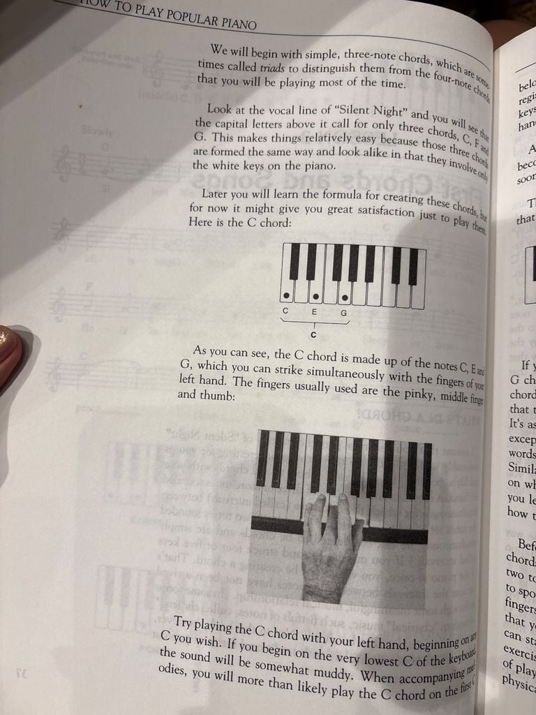  How To Play Popular Piano In 10 Easy Lessons - Norman Monath 