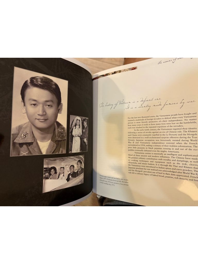  Secrets Of The Red Lantern Stories And Vietnamese Recipes From The Heart - Pauline Nguyen 