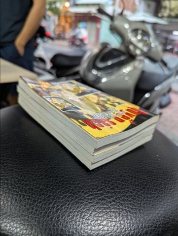  Truyện tranh quyển sách phép 