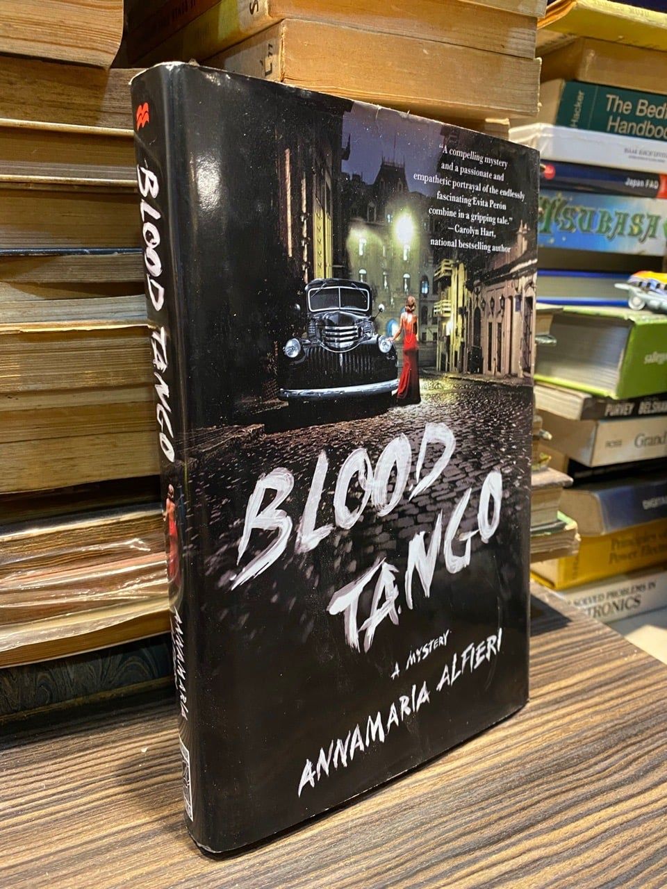  Blood Tango - Annamaria Alfieri 
