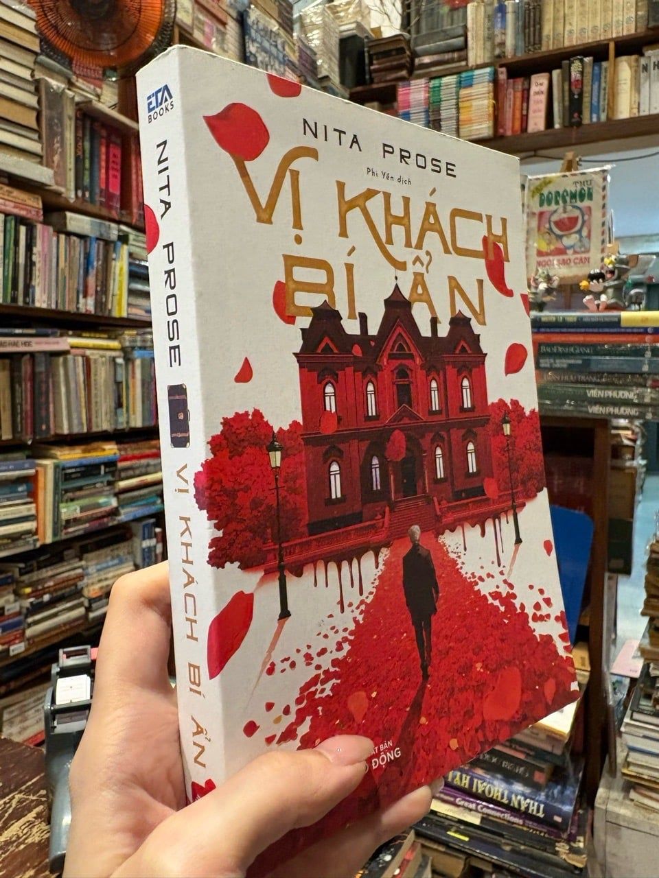  Vị khách bí ẩn - Nita Prose 