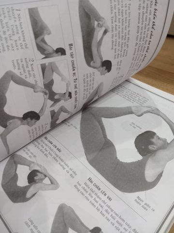  Yoga tinh thần & thể chất - Minh Quang, Thanh Châu tổng hợp và biên soạn 