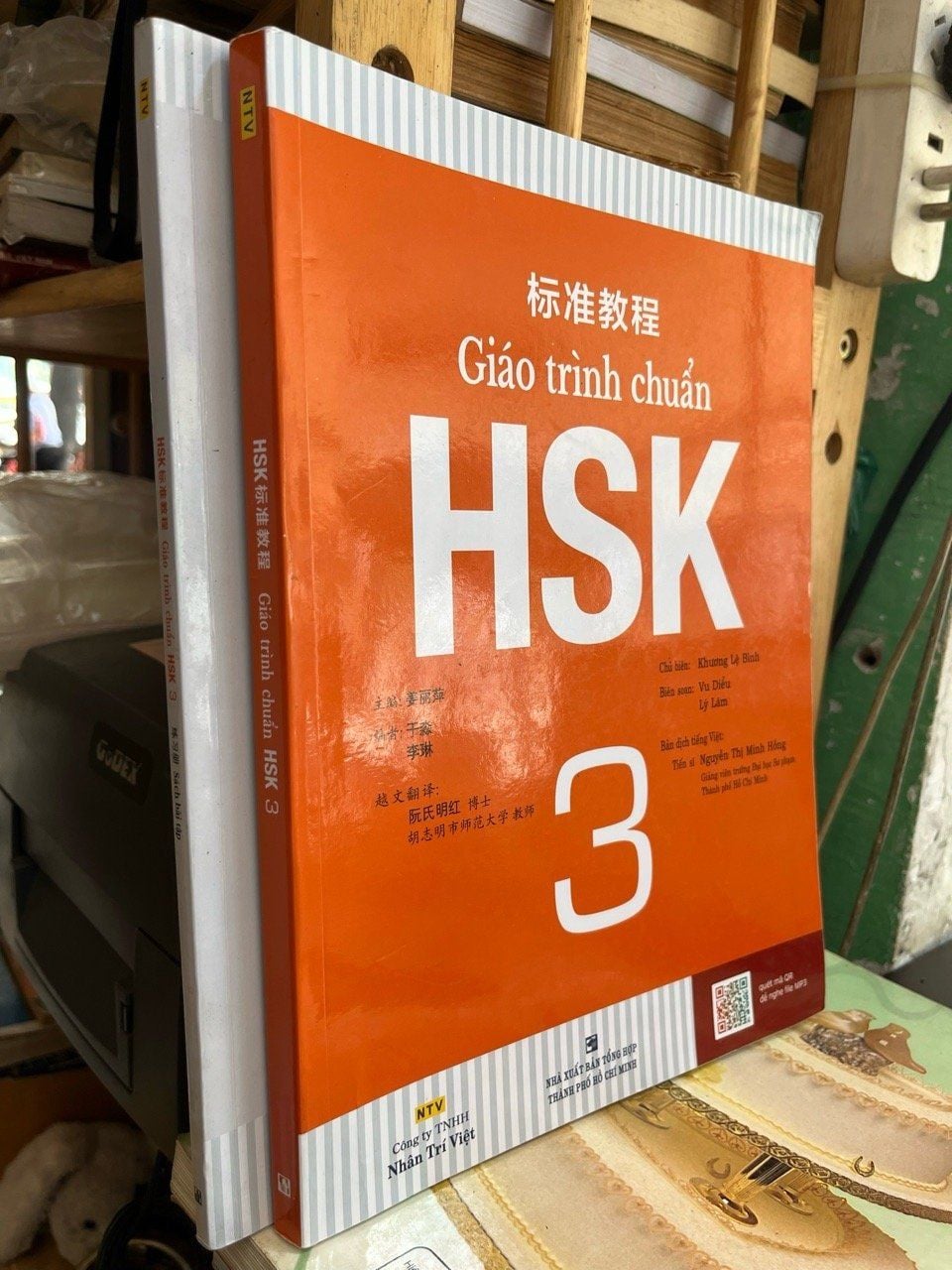  Giáo trình chuẩn HSK3 + sách bài tập 