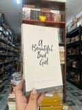  A Beautiful Bad Girl: Em Không Yêu Em, Ai Yêu Em? - Thùy Chi 