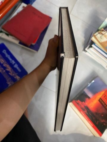  Brand Identity Essentials - Kevin Budelmann 