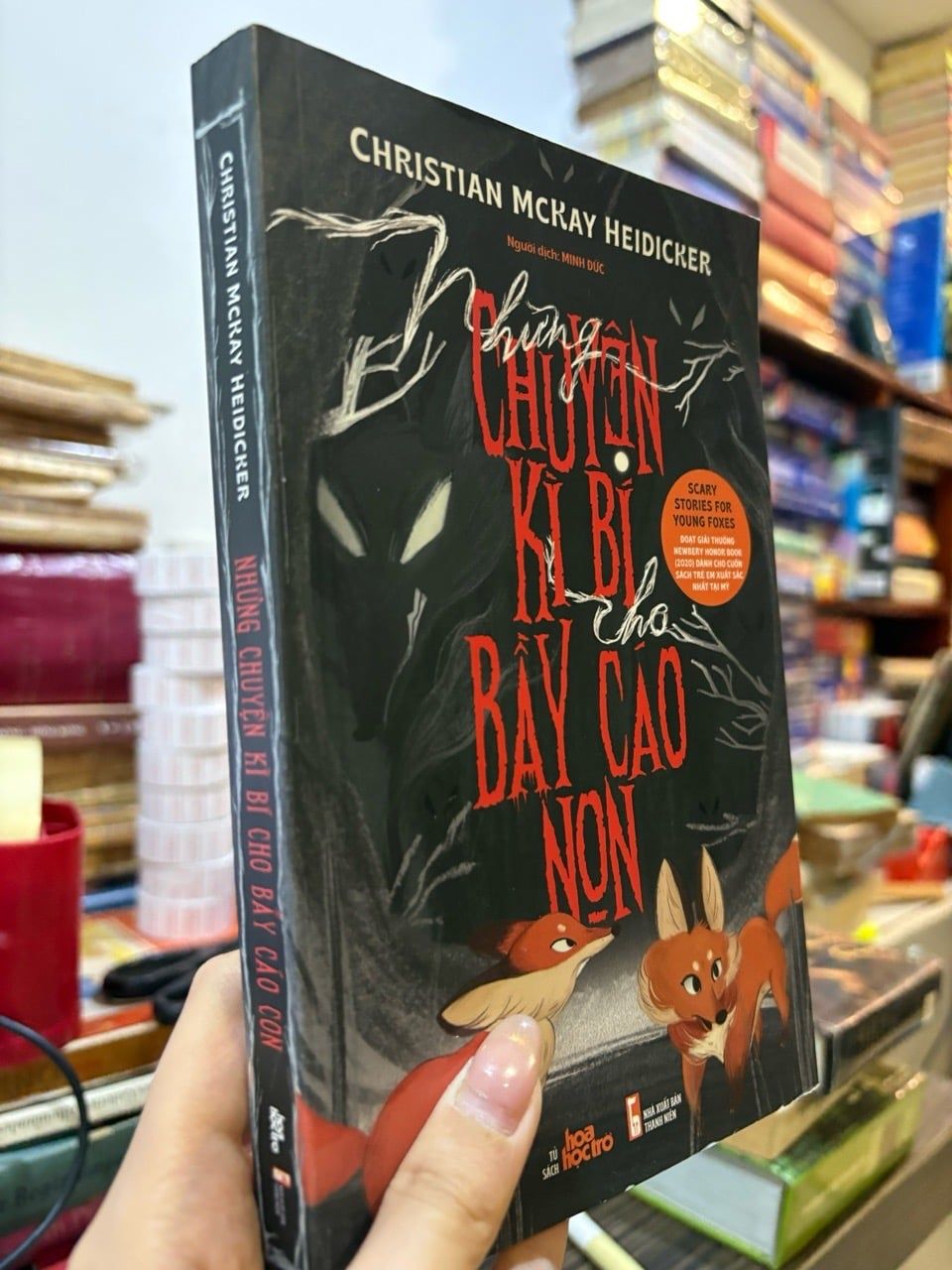  Những chuyện kì bí cho bầy cáo con - Christian Mckay Heidicker 