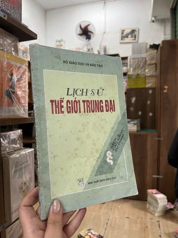  Lịch sử thế giới trung đại 