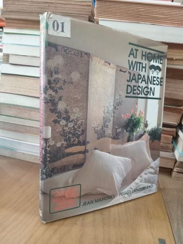 At home with Japanese design - J. Mahoney, P. Landers Rao