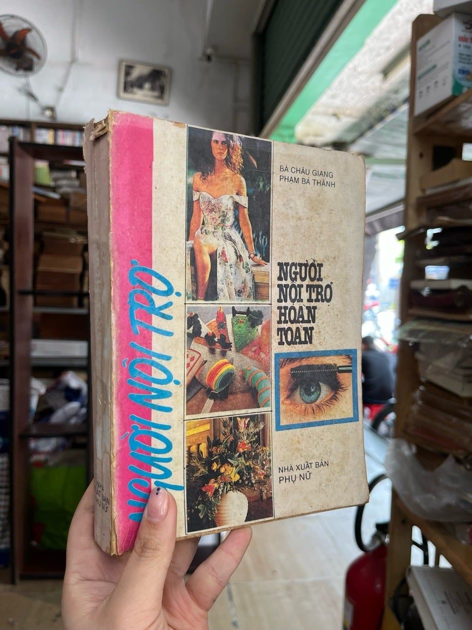  Người nội trợ hoàn toàn - bà Châu Giang Pham Bá Chính 