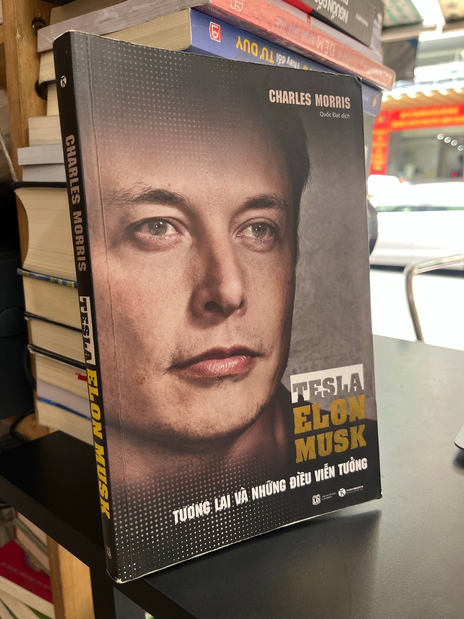  Tesla Elon Musk tương lai và những điều viễn tưởng - Charles Morris 