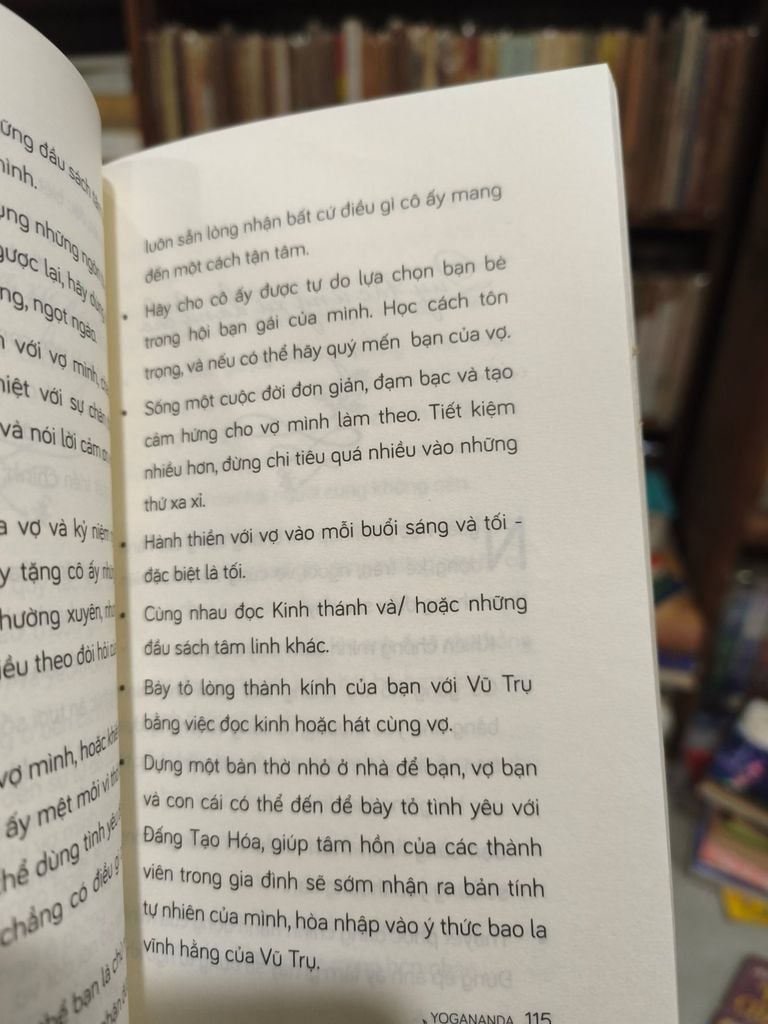  Tình Yêu Không Tự Đến Cô Đơn Không Tự Đi - Paramhansa Yogananda 