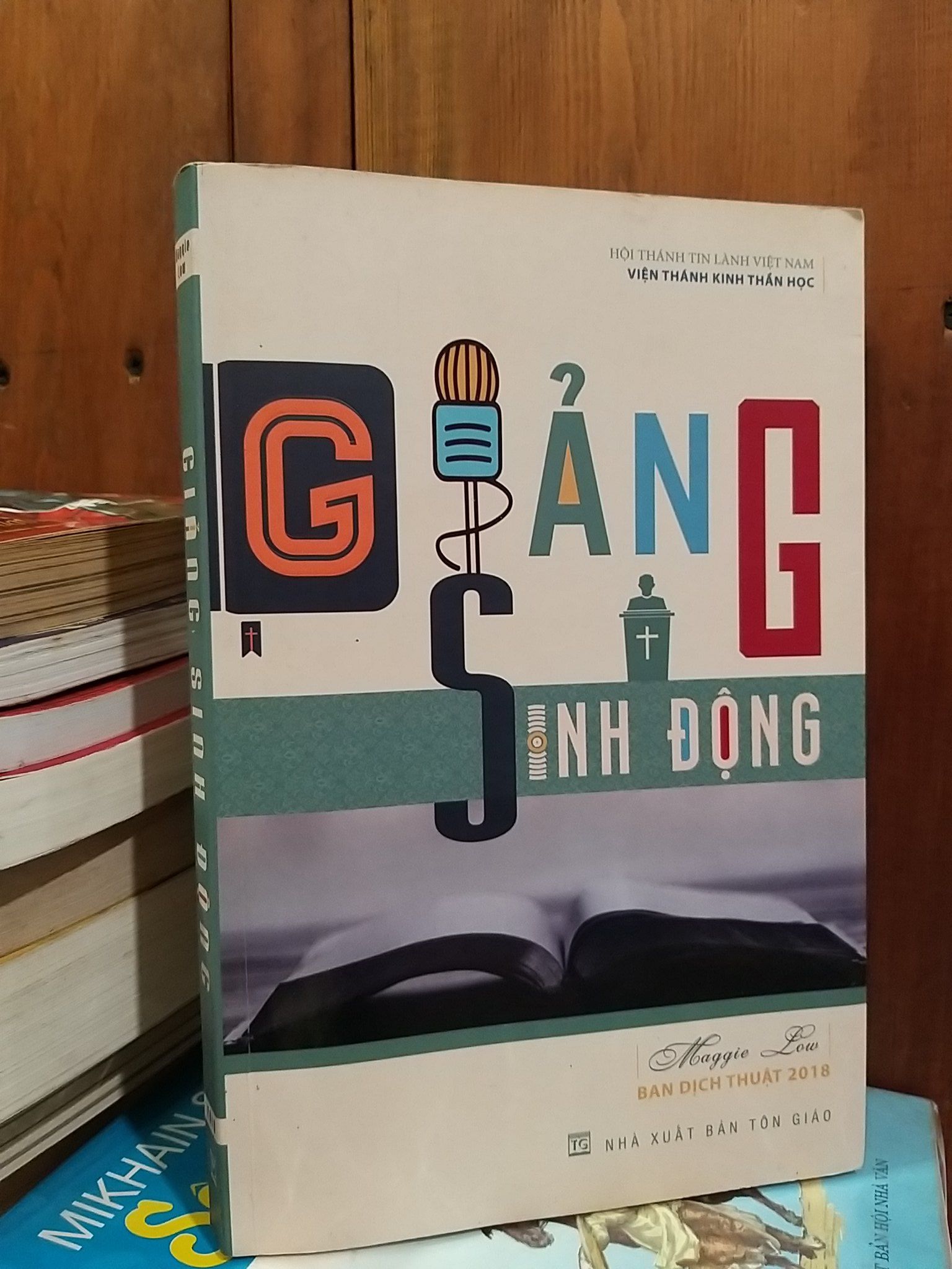  Giảng sinh động - Maggie Low 
