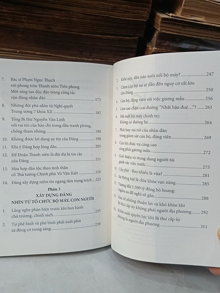  Xây Dựng Đảng Nhìn Từ Các Vấn Đề Thực Tiễn - Vũ Trung Kiên 
