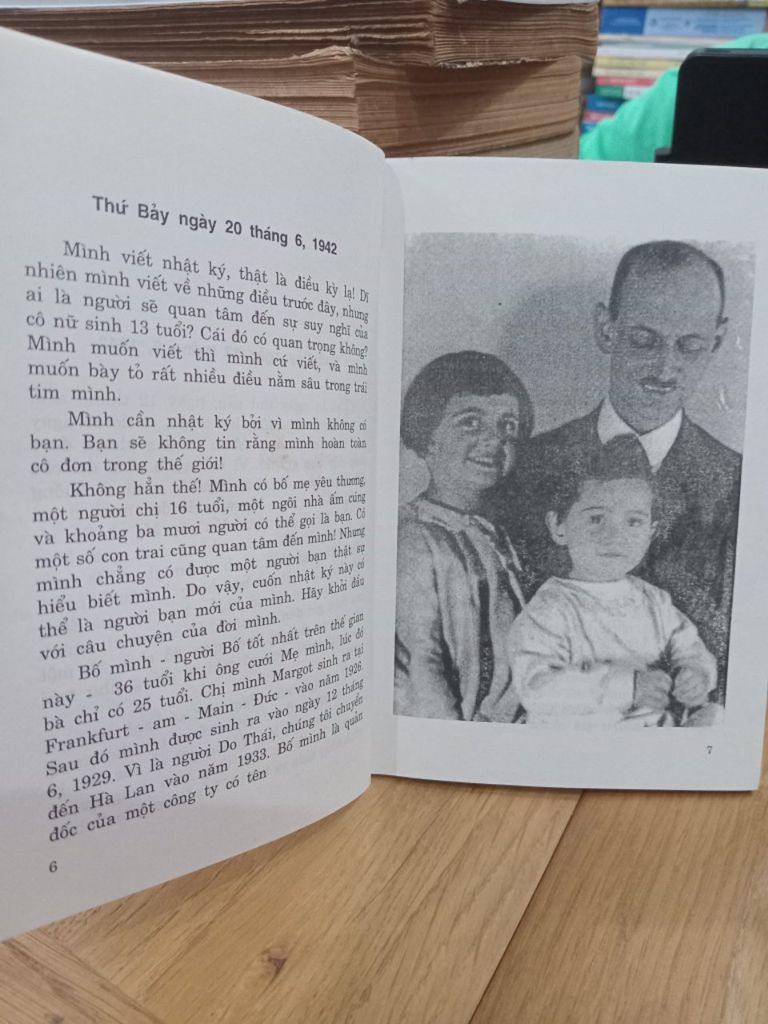  Nhật Ký Anne Frank - Vân Phi Dịch 