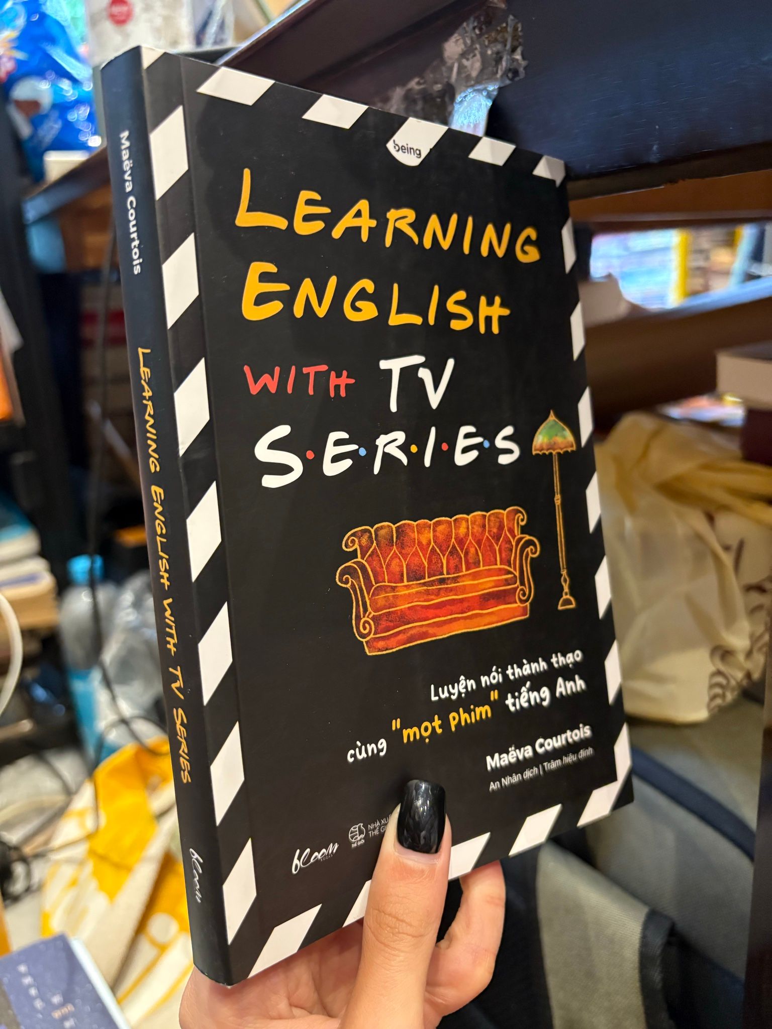 Learning English with TV Series Maeva Courtois – Momo Bookstore