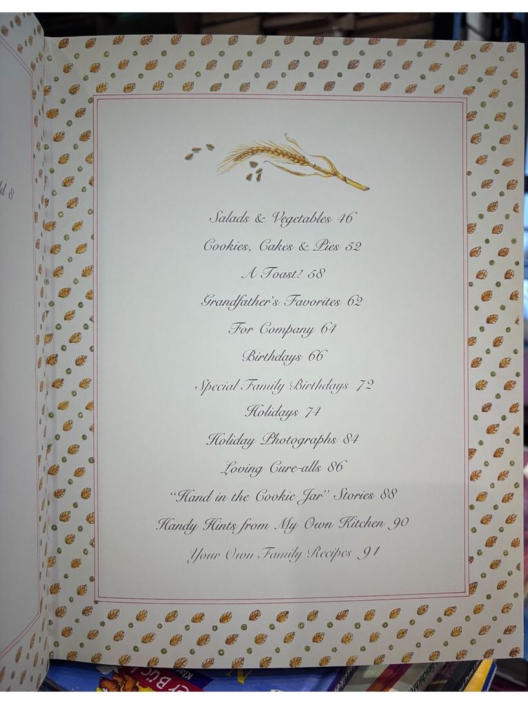  Grandmother Remembers: Family Recipes 